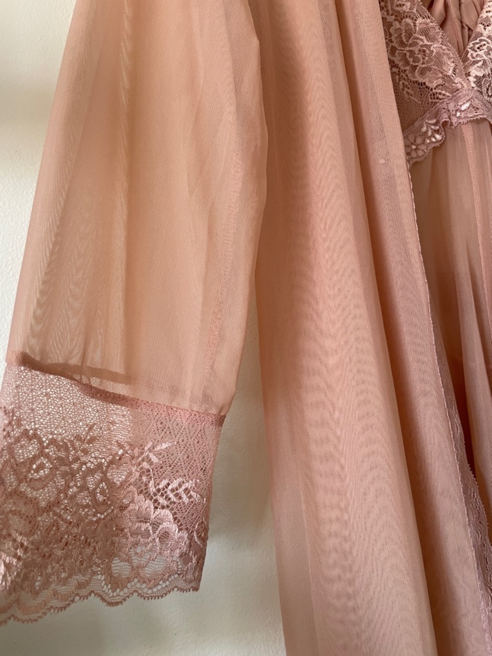 Blush Pink|Lace Trim Robe and Nightgown Set|Large- Runs Medium/Large|NWOT - Picture 5 of 8